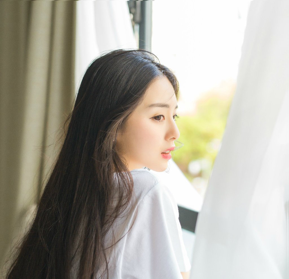 “陈到，我敬你也是好汉，只要你肯归降，自可有一条生路，以将军之能，他日在吾主麾下，未尝不能出人头地！”两人短暂的对话很快被吕蒙的喊声打破。